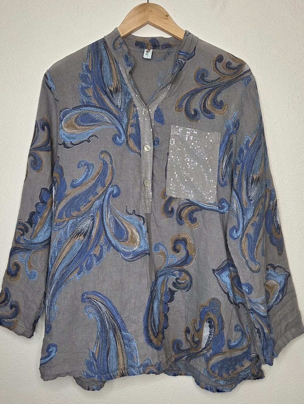 New Collection Made in Italy 100% Linen Gray Blue Paisley Sequin Pocket Blouse L